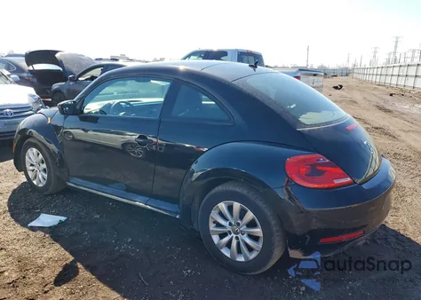 2013 Volkswagen Beetle z USA, uszkodzony, nr VIN 3VWFP7AT0DM653497